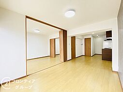 居間