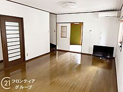 居間