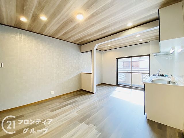 リビング/ダイニング 大阪市城東区中浜1丁目