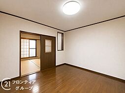 居間