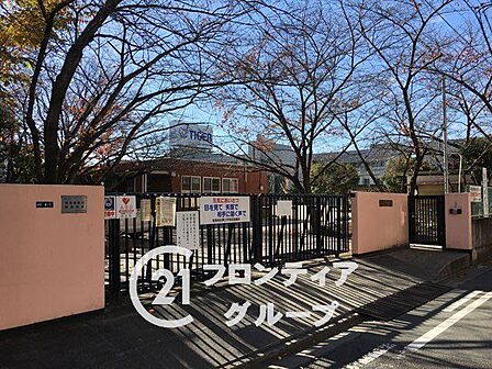 門真市立速見小学校 徒歩3分。 180m