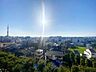 その他：【現地バルコニーからの眺望です♪】目の前に遮るものもなく、太陽の日の光がしっかり入ります♪洗濯物もしっかり乾きますね！