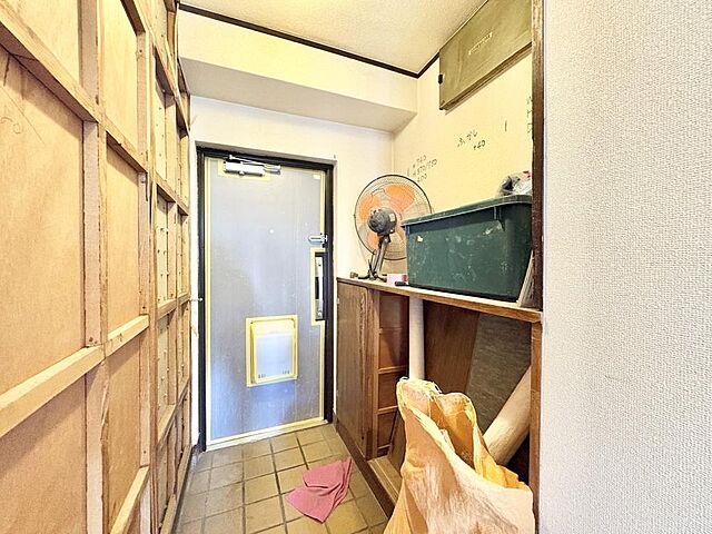 玄関 三鷹コーポラス 6階/-