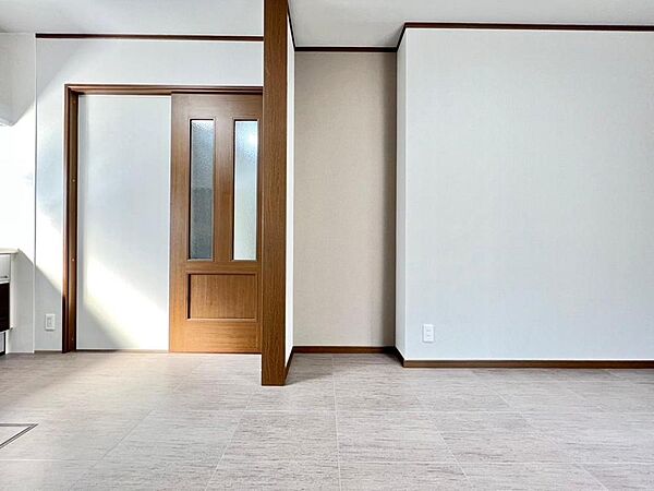 リビング/ダイニングを拡大表示