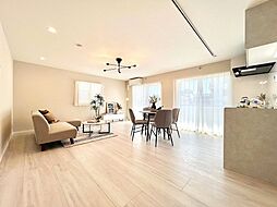 リビング/ダイニングの画像