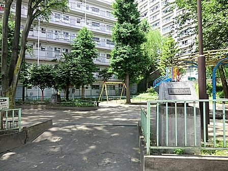 東大久保児童遊園まで約638m