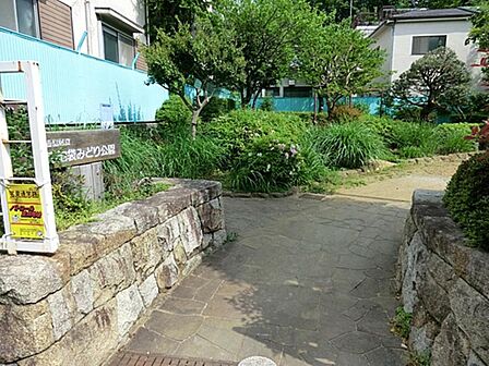 南池袋みどり公園まで約661m