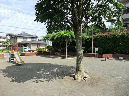 せきまち公園まで約311m