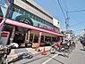 周辺：コモディイイダ滝野川店まで約745m