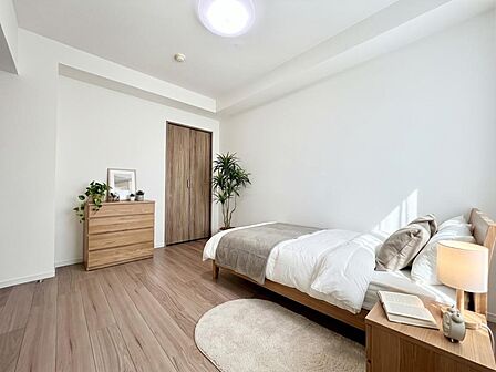 【配置してある家具や小物はCGによるイメージです。】【Bedroom】居室