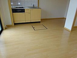 ルーエンビレッジＣ 1階1LDKのリビング/ダイニング