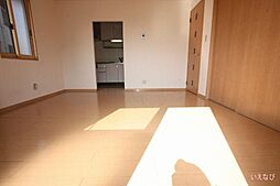 JR山陽本線 福山駅 徒歩32分の賃貸アパート 2階1LDKのリビング/ダイニング