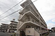 外観写真（昼）