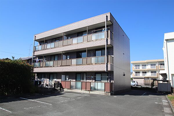 サンライズ弥栄III 102｜静岡県浜松市中央区十軒町(賃貸マンション3LDK・1階・67.68㎡)の写真 その1