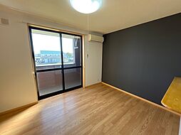 JR山陰本線 倉吉駅 徒歩34分の賃貸アパート 2階1LDKのリビング/ダイニング