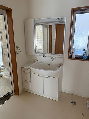 洗面 東伯郡湯梨浜町大字長江202番地11