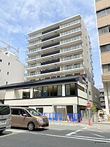 ファミーユ江坂  ｜ 大阪府吹田市江坂町1丁目（賃貸マンション3LDK・4階・70.32㎡） その1