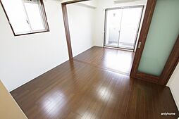 居間