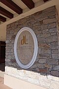 今回は家具付き販売となります、ぜひこの機会にご覧ください。内覧希望は専任会社の当社までご連絡ください。