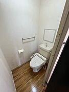 入居時にウォシュレットに交換いたします。