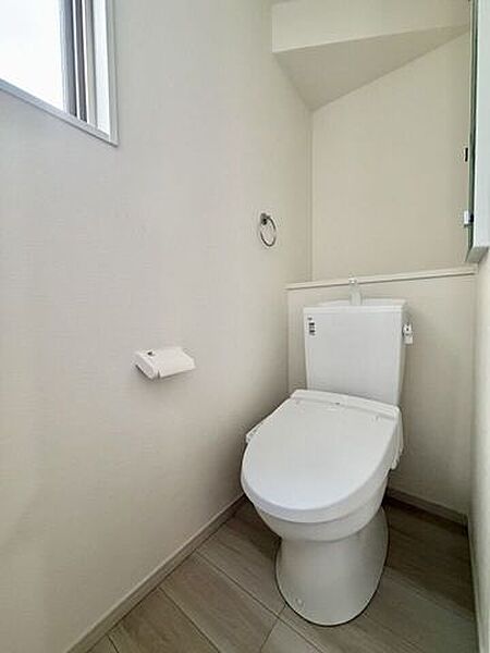 トイレを拡大表示