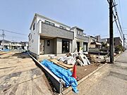 たっぷりの陽光と心地よい風。光と風が舞い込む、開放感あふれる住まいを想像させます♪(2026.3.29撮影)