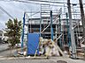 外観：南西角地♪たっぷりの陽光と心地よい風。光と風が舞い込む、開放感あふれる住まいを想像させます♪