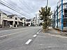 外観：周辺にはスーパー等々生活便利な施設が充実♪