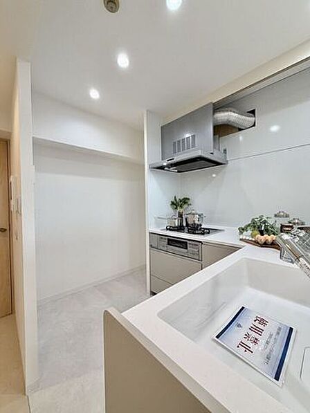 キッチンにゆとりのある広さを確保したことで、家事動線の良い快適な空間になりました。
