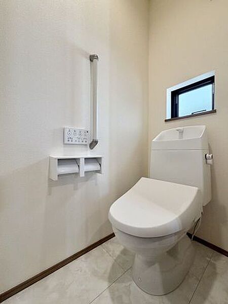 トイレを拡大表示