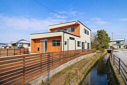 物件画像 開放感と余白を楽しむ、ゆとりある住まいｉｎ　Ａｄｏｇａｗａ