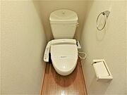 温水洗浄機付トイレです。
