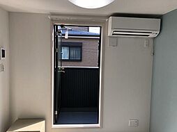 居間