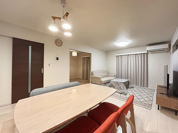 リビング/ダイニング