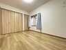 室内：クローゼット付きの洋室。お部屋がスッキリ片付きます！