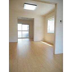 フレグランスリヴェール 102 1階2LDKのリビング/ダイニング