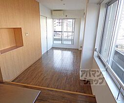 レノバエイシュウ 301 3階1LDKのリビング/ダイニング