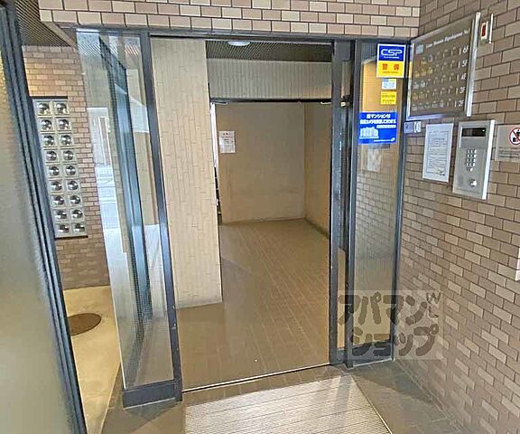 エントランス