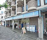 ローソン川端二条店まで450m
