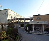 柊野小学校まで760m