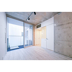 ＫＤＸレジデンス下馬 204 2階ワンルームのリビング/ダイニング