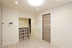 コニフェールIII 1階2LDKのリビング/ダイニング