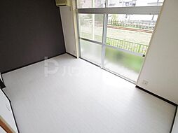 メゾン・ドゥ・レイリーC 1階1Kのリビング/ダイニング