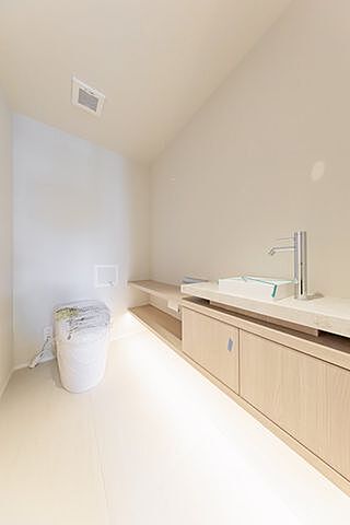 トイレ ヴェーゼント赤坂新坂 2階/-