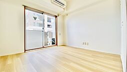 メゾンユーフラテス 702 6階ワンルームのリビング/ダイニング