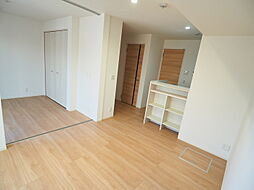 Mocha 1B 1階2LDKのリビング/ダイニング