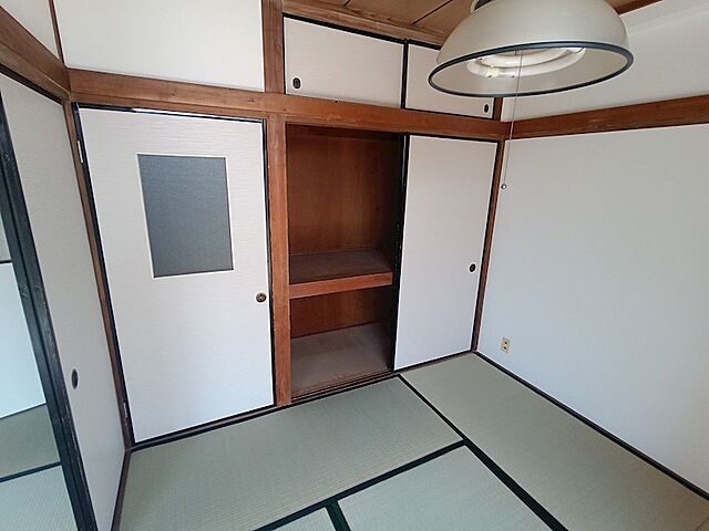 寝室