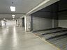 駐車場：地下駐車場