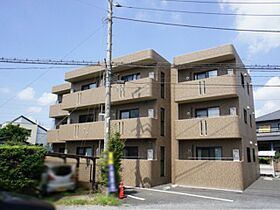 ヴィラ・シャングリラ  ｜ 栃木県宇都宮市鶴田町（賃貸マンション1R・2階・32.87㎡） その1