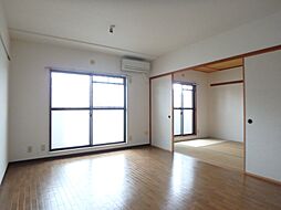 居間